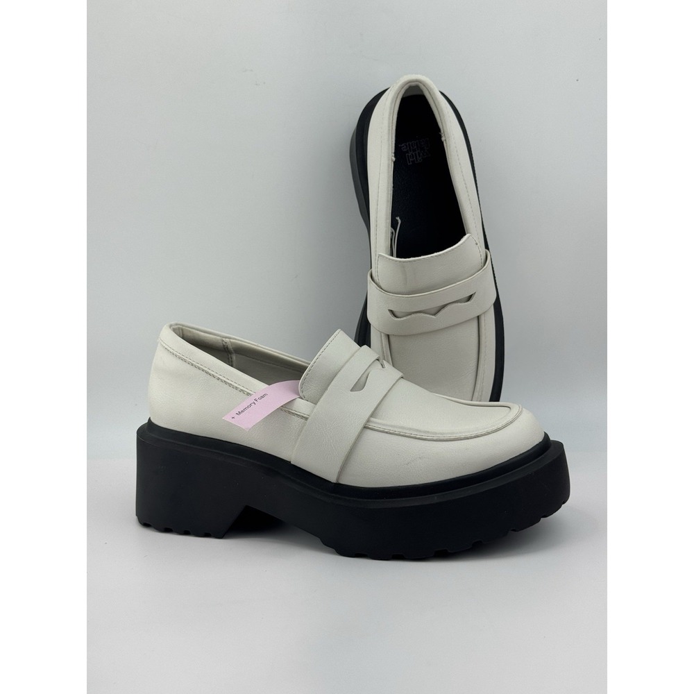 Wild Fable Women Slip-On Loafer Platform Low Heel Leather Memory Foam Size 8 - Picture 7 of 10
